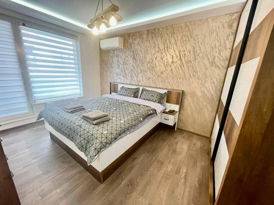 Hidden Treasure Apartment Varna Luaran gambar